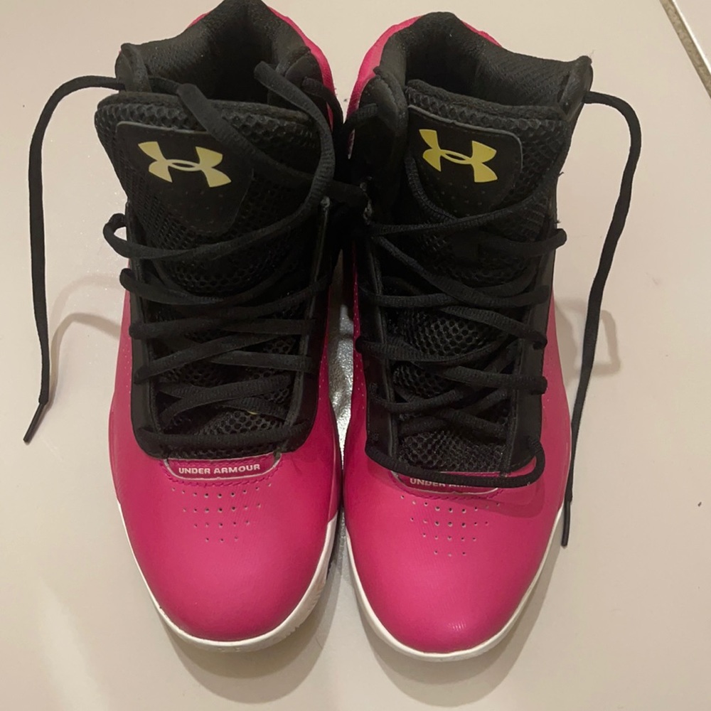 Under Armor shoes